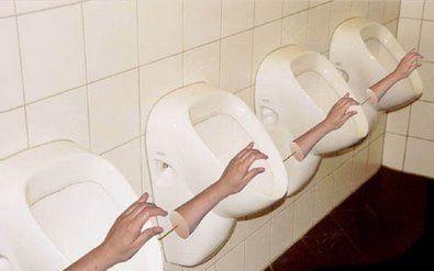 15 Toilet Ini Tidak Kalah Menarik dengan Toilet Premium yang Baru-Baru Ini Viral