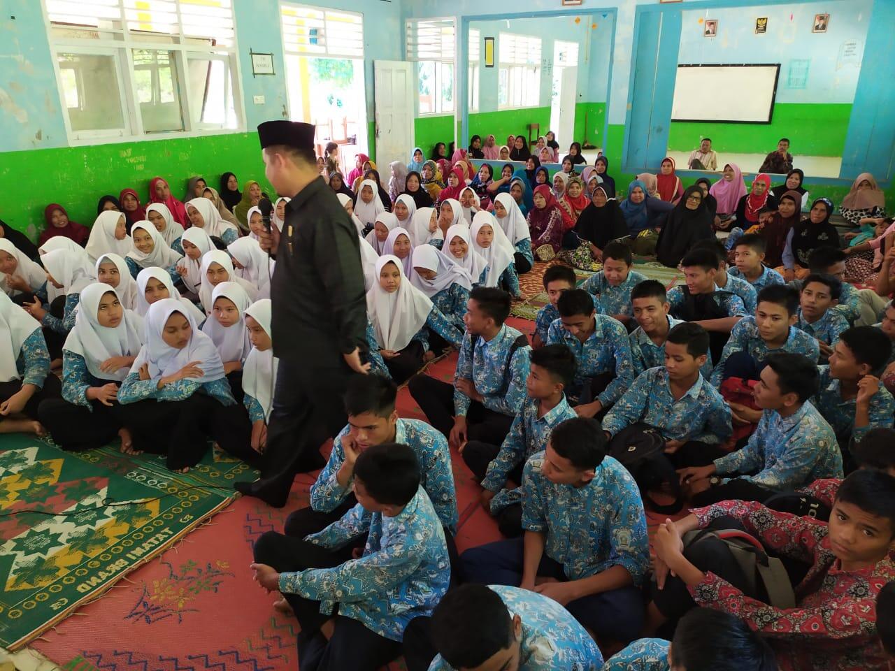 Kenapa Harus Dimotivasi? Karena Mereka Butuh Itu Untuk Menghadapi UNBK!