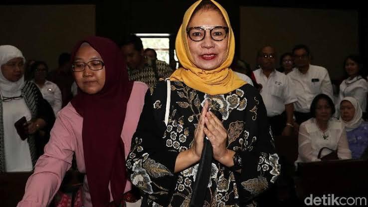 Kuat, Tabah Dan Tegas Seperti Kisah Hidup Karen Agustiawan