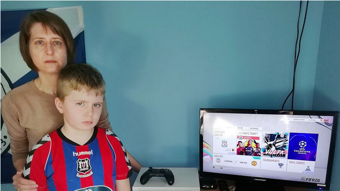 Ibu Ini Ngamuk, Xbox Anaknya di-Hack Buat Beli 36 ribu FIFA Point