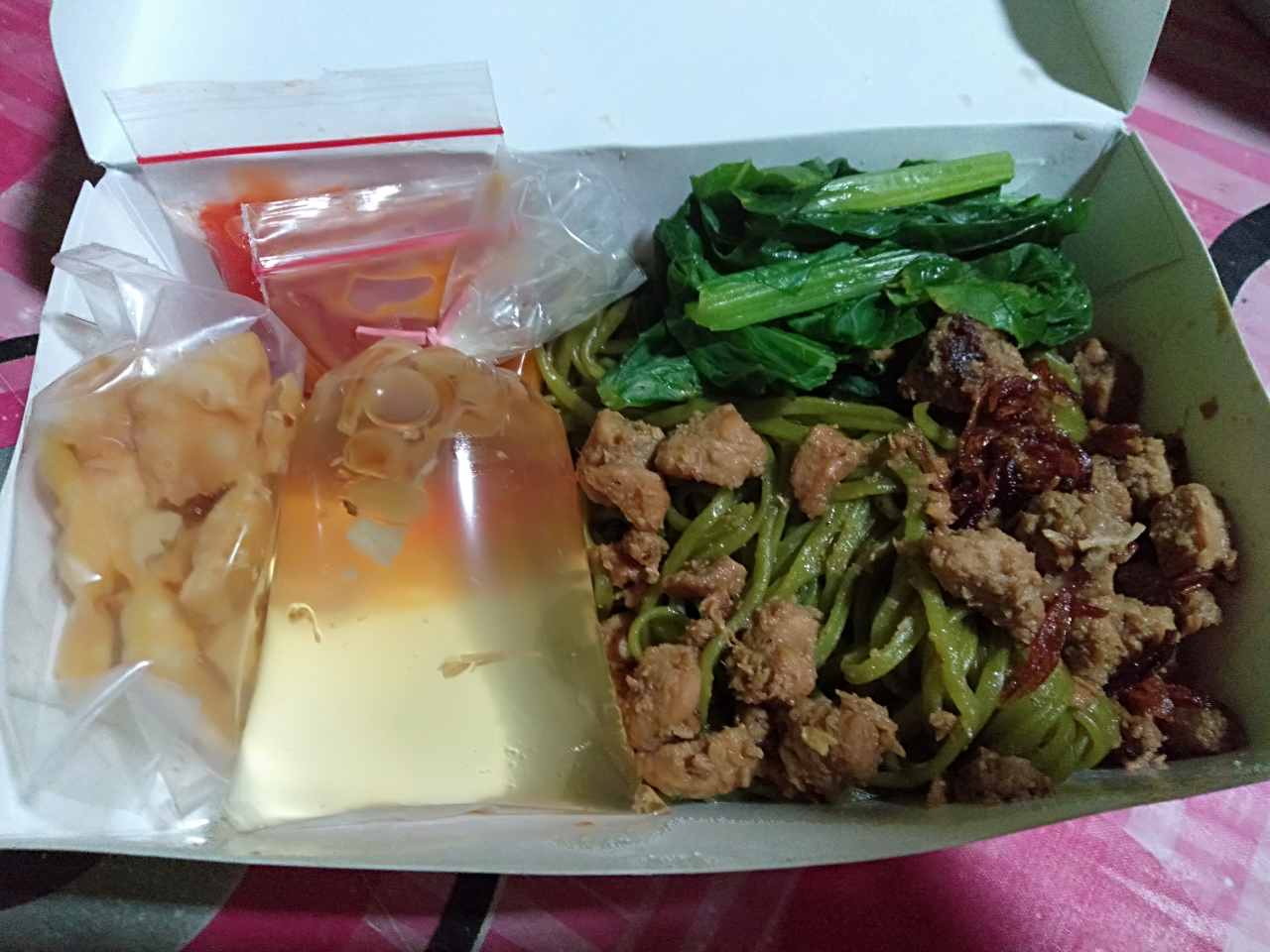 Mampir Yuk! Di Kedai Baper Yang Nggak Bikin Baper