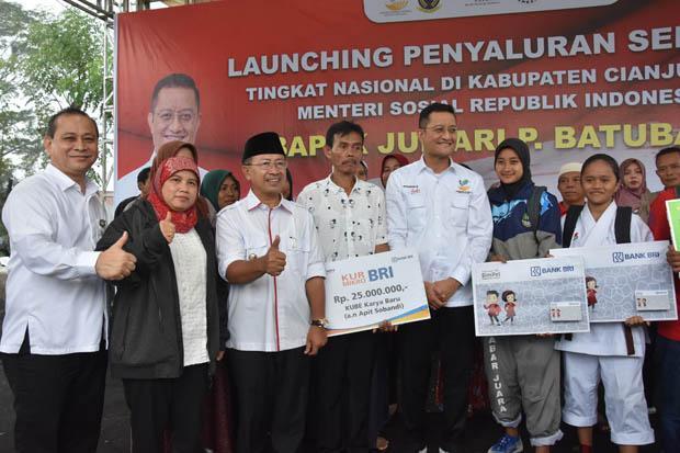 Percepat Penurunan Kemiskinan di Jabar, Kemensos Gulirkan Dana Rp1,3 Triliun