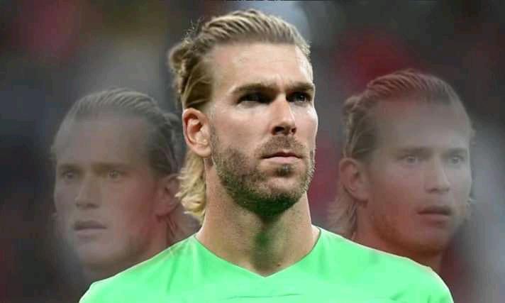 Pesepakbola Liverpool Positif Terserang Virus Karius