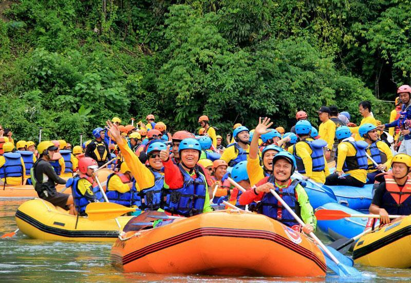 &#91; COC Regional : Tempat WIsata &#93; Sensasi Arung Jeram &amp; Villa Dayang Rengginang