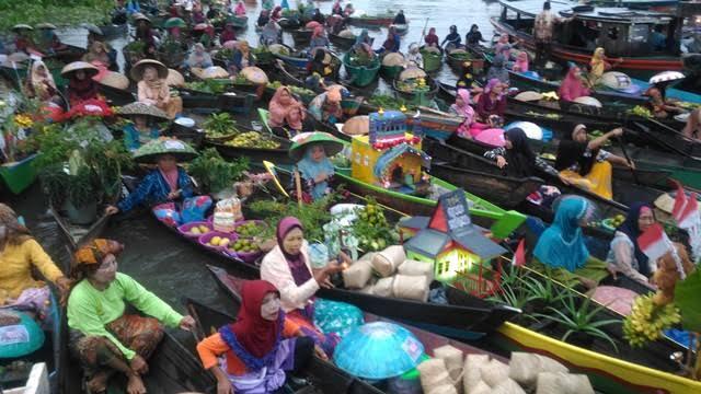 Masyarakat Banjar Hulu dan Kebiasaannya