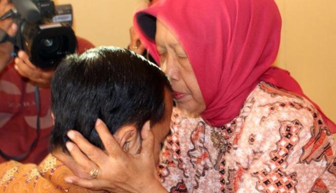 Ibu Sudjiatmi sosok ibunda yang mengajarkan kesederhanaan dan kesabaran!