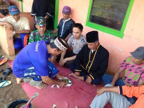 [ COC Regional : Kebudayaan ] Cuci Kampung, Hukuman Untuk Pelanggar Adat