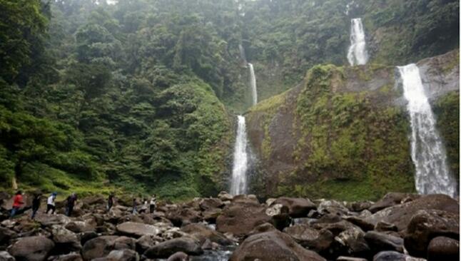 &#91; COC Regional : Lokasi Wisata &#93; Air Terjun Curug Sembilan Bengkulu Utara