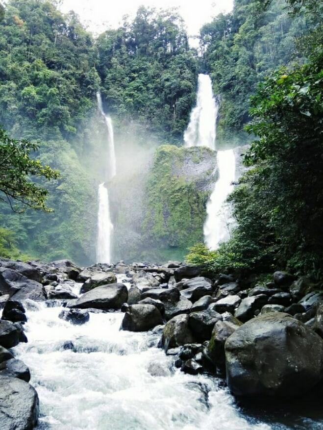 &#91; COC Regional : Lokasi Wisata &#93; Air Terjun Curug Sembilan Bengkulu Utara