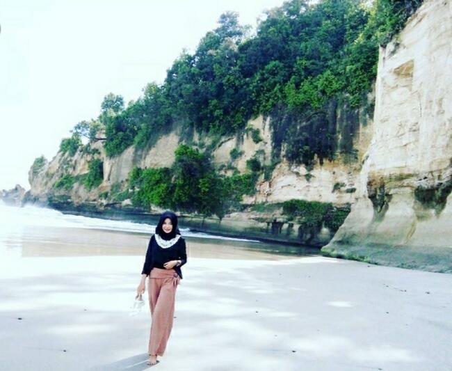 &#91; COC Regional : Lokasi Wisata &#93; Pesona Pantai Manula Kaur Provinsi BENGKULU