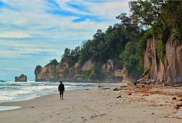 &#91; COC Regional : Lokasi Wisata &#93; Pesona Pantai Manula Kaur Provinsi BENGKULU