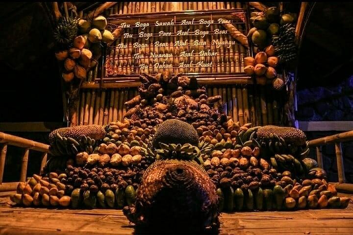&#91;COC Regional : Kebudayaan&#93; Menyaksikan Upacara Tutup Taun di Kampung Adat Cireundeu 