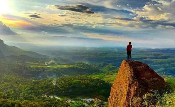 &#91;COC Regional : Lokasi Wisata&#93; Gunung Bedes Ponorogo Yang Indah