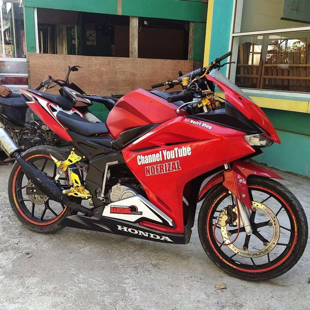 Netizen Berdebat, Heboh Muncul Penampakan Honda CBR250RR Bermesin 2 Tak