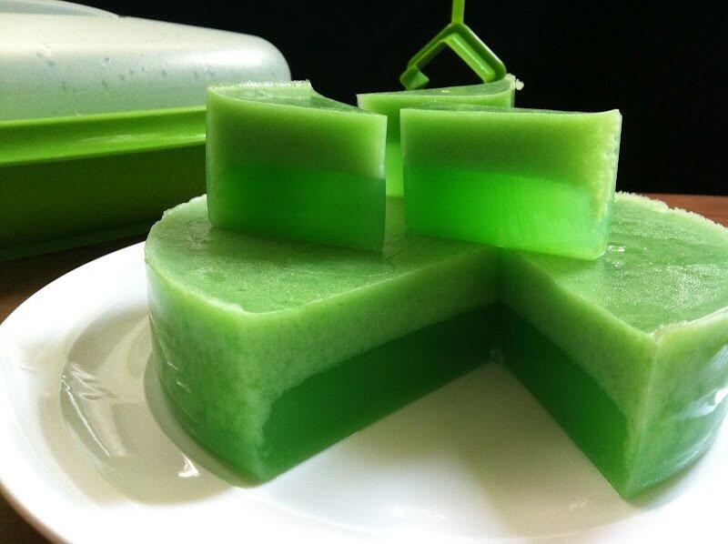 Abis Makan Makanan di Gubukan, Paling Enak Puding Buat Penutup Pas Kondangan