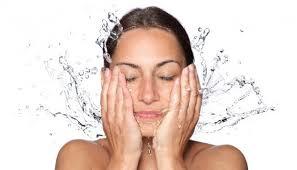 UDAH PAKAI FACIAL WASH TAPI BELUM ADA PERUBAHAN KE WAJAH KITA??,INI TIPS NYA