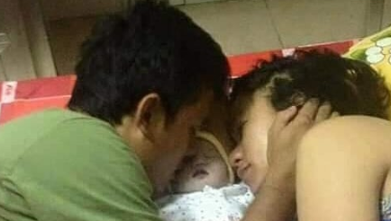 Kisah 12 Tahun Menunggu Buah Hati, Setelah Lahir Bayi Meninggal! Sangat Mengharukan