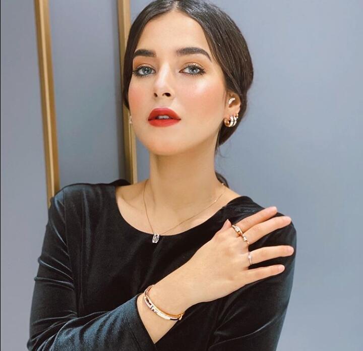 Tasya Farasha Si Wanita Muda Inspiratif nan Cantik dan Membumi, Tiru Kuy!