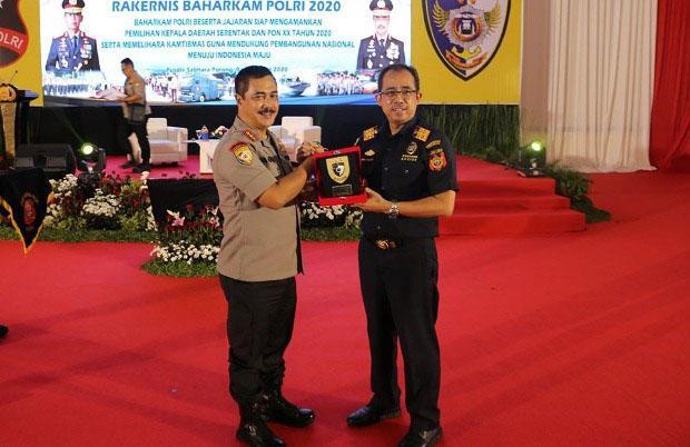 Tingkatkan Strategi Pengawasan, Bea Cukai dan Kepolisian Perkuat Sinergi