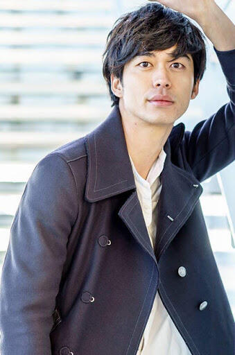 Foto Pria Jepang terbaru