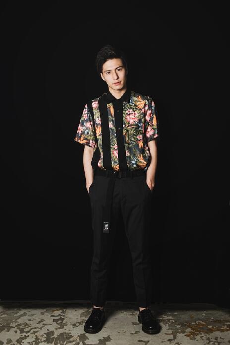 Foto Pria Jepang terbaru