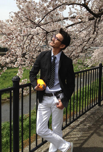 Foto Pria Jepang terbaru