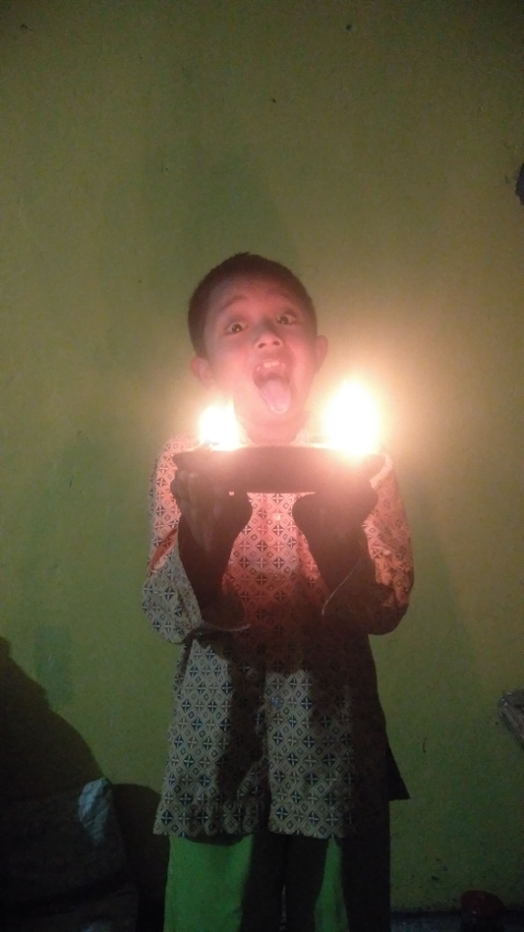 Jadi Guru Dadakan Nih, Kepoin Yuk! 