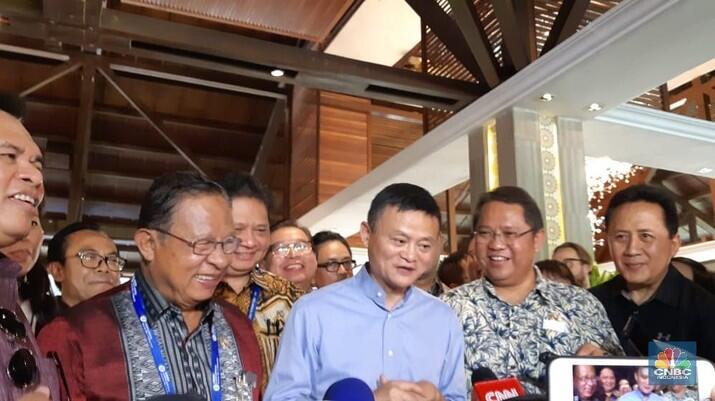 Lawan Corona, Jack Ma Sumbang Masker &amp; Alat Tes ke RI!