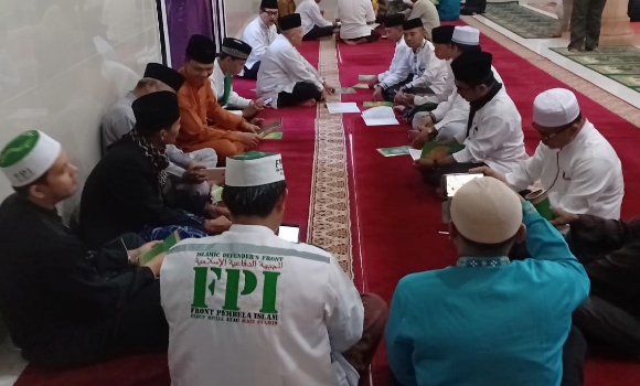 Cegah Corona, Rizieq Shihab Liburkan Sementara Pengajian FPI