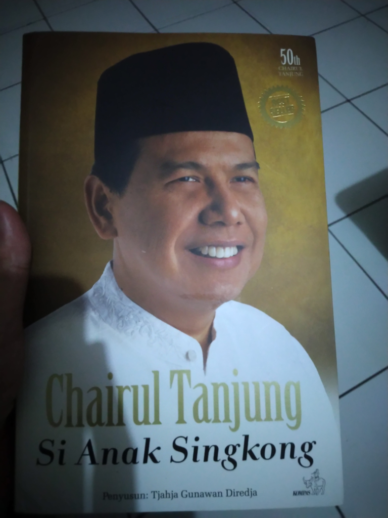 #mumpungdirumah Serunya Mainan Rubik Dan Baca Buku Biografi Di Rumah