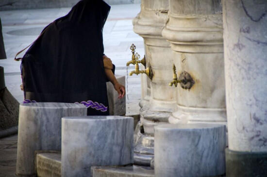 Saran Ilmuwan Barat Agar Wudu Umat Islam Lebih Higienis di Tengah Pandemi Corona