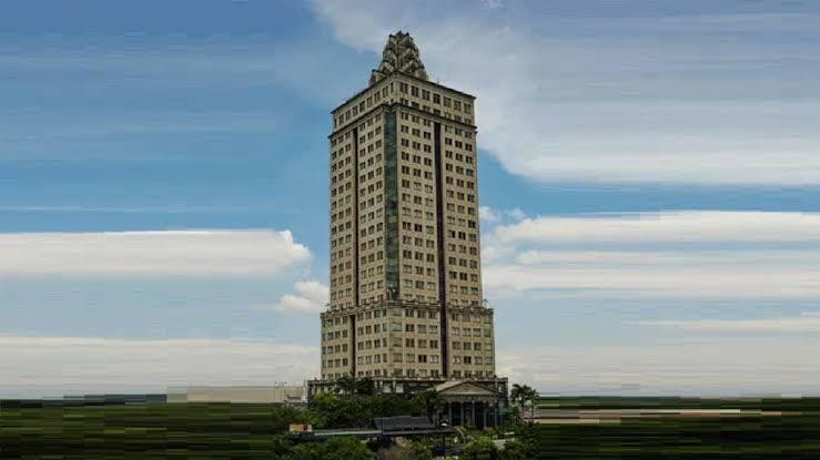 Teror Di Menara Saidah