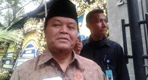 Hidayat Nur Wahid Bilang 'Orang Jawa Tak Mau Kalah', Warganet: Rasis