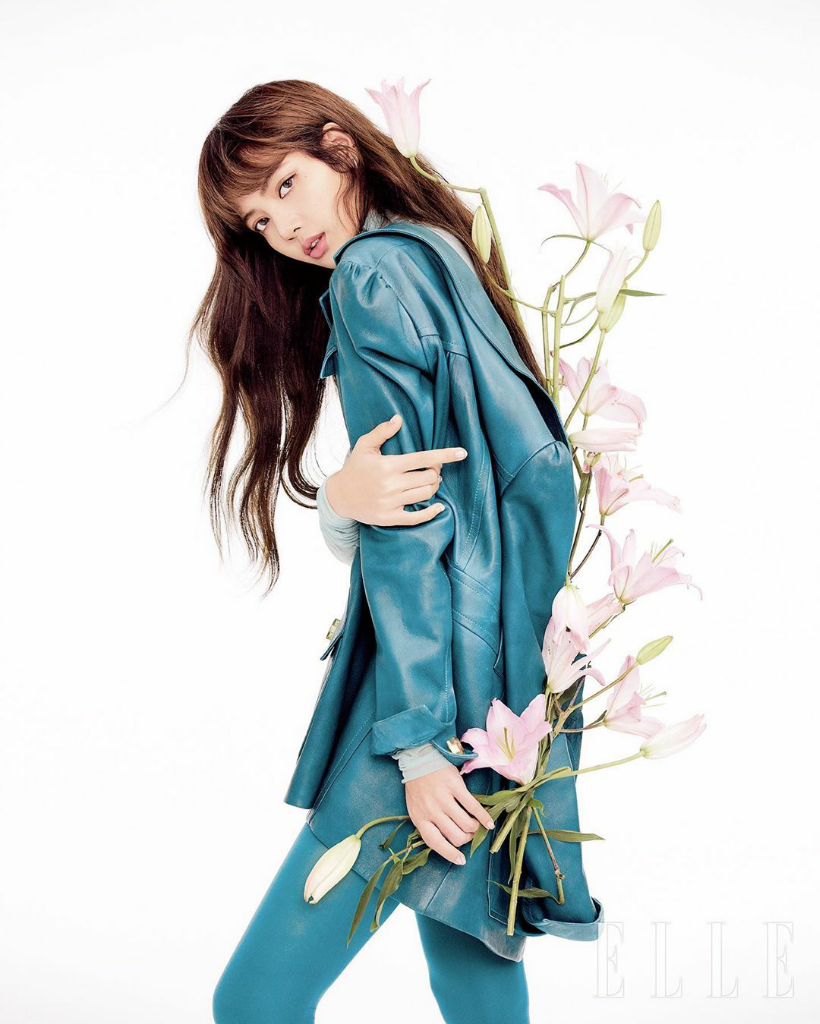 Beginilah Cantiknya Lisa Blackpink Saat Jadi Model Majalah.