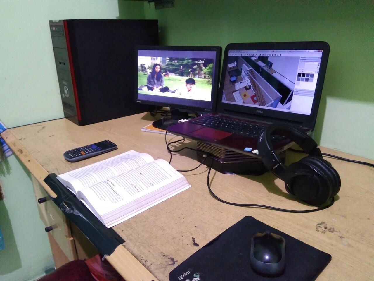 Diam Di Rumah Tak Selalu Menjenuhkan.