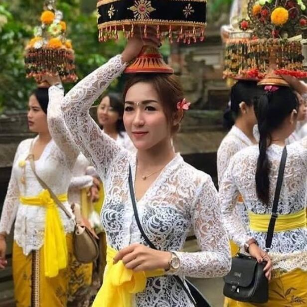 Viral Melasti di Medsos, Bendesa Lembeng Minta Maaf ke Gubernur Koster