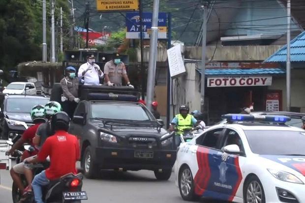 Wakil Wali Kota dan Kapolres Jayapura Blusukan Sosialisasi Corona