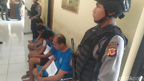 PNS Bejat Beli Sepeda Motor dari Hasil Curi Masker di RS Cianjur