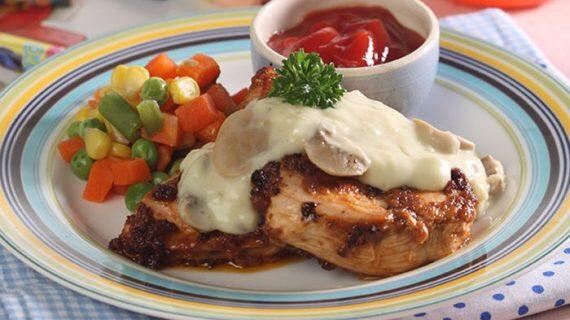 Meracik Resep Steak Ayam Saus Mayonis Dengan Dada Ayam