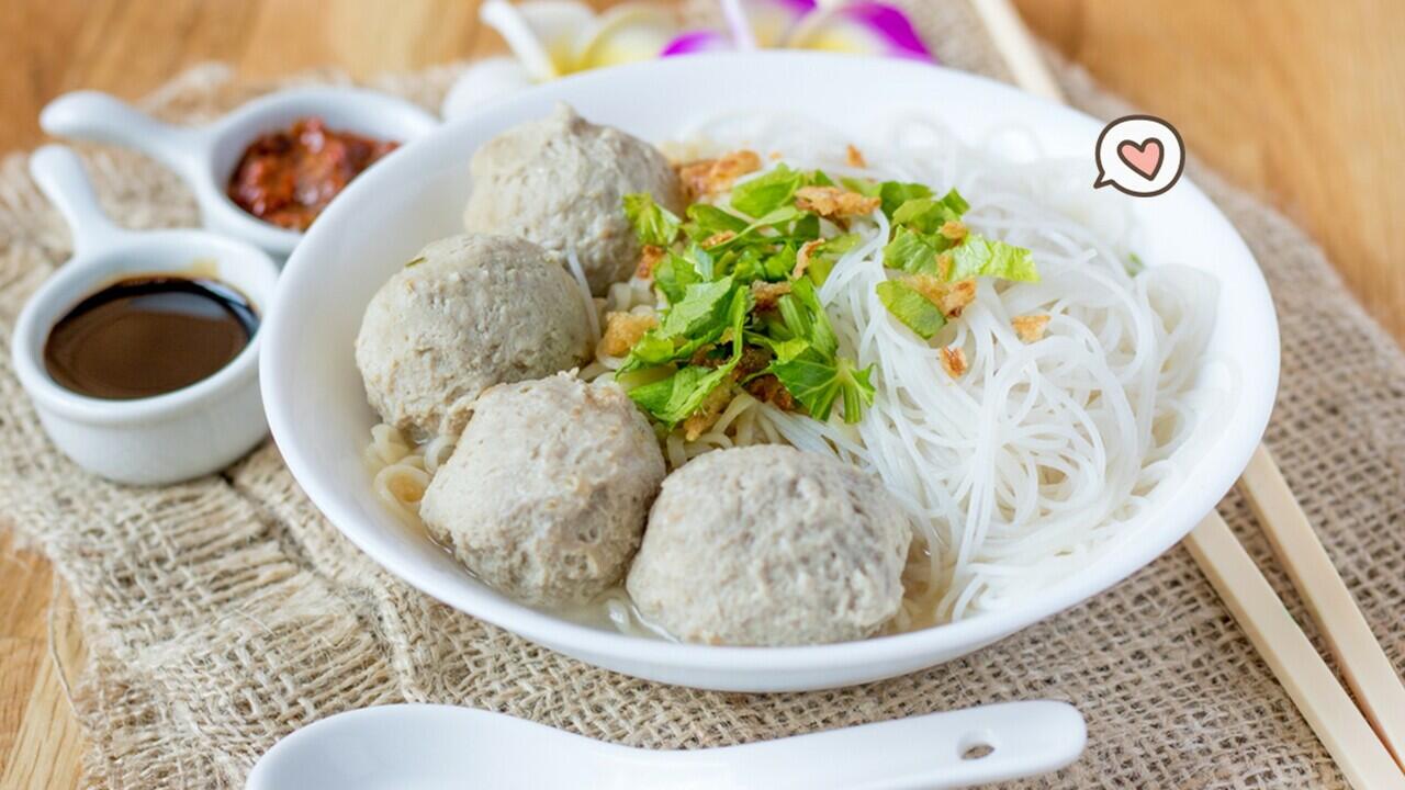 Cara Membuat Bakso Ayam Enak dan Sederhana Di Rumah