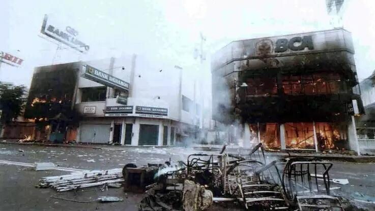 Akankah Tragedi Tahun 1998 Kembali Terulang Oleh Lockdown, Yuk Kita Cek Gan!
