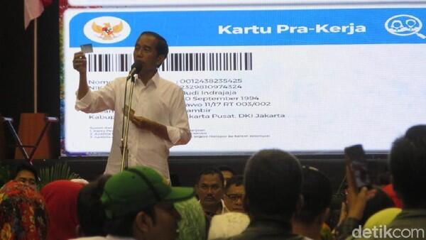 Saat Stimulus BLT Jokowi Disebar ke Ojol sampai UMKM