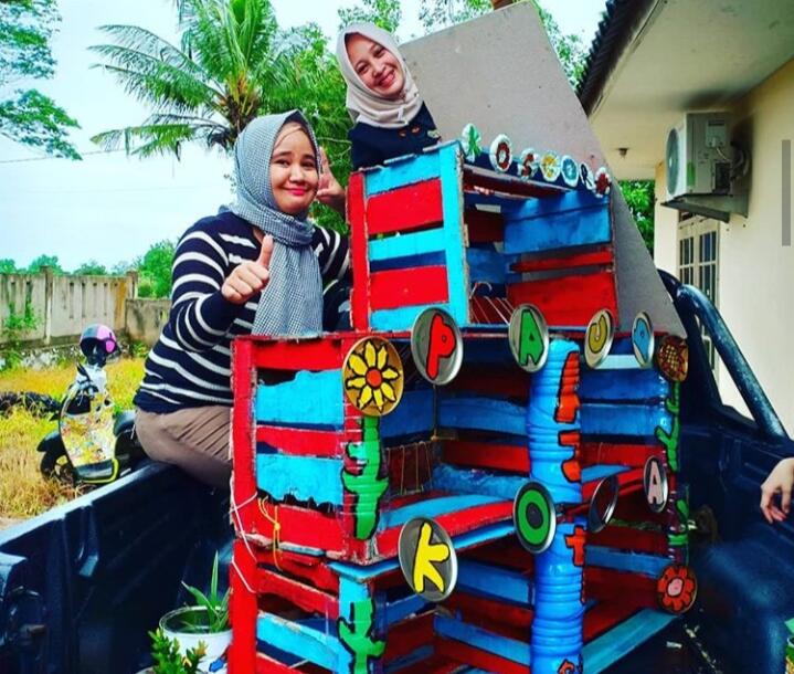 Mengasah Kreatifitas dengan Mengolah Bahan Bekas