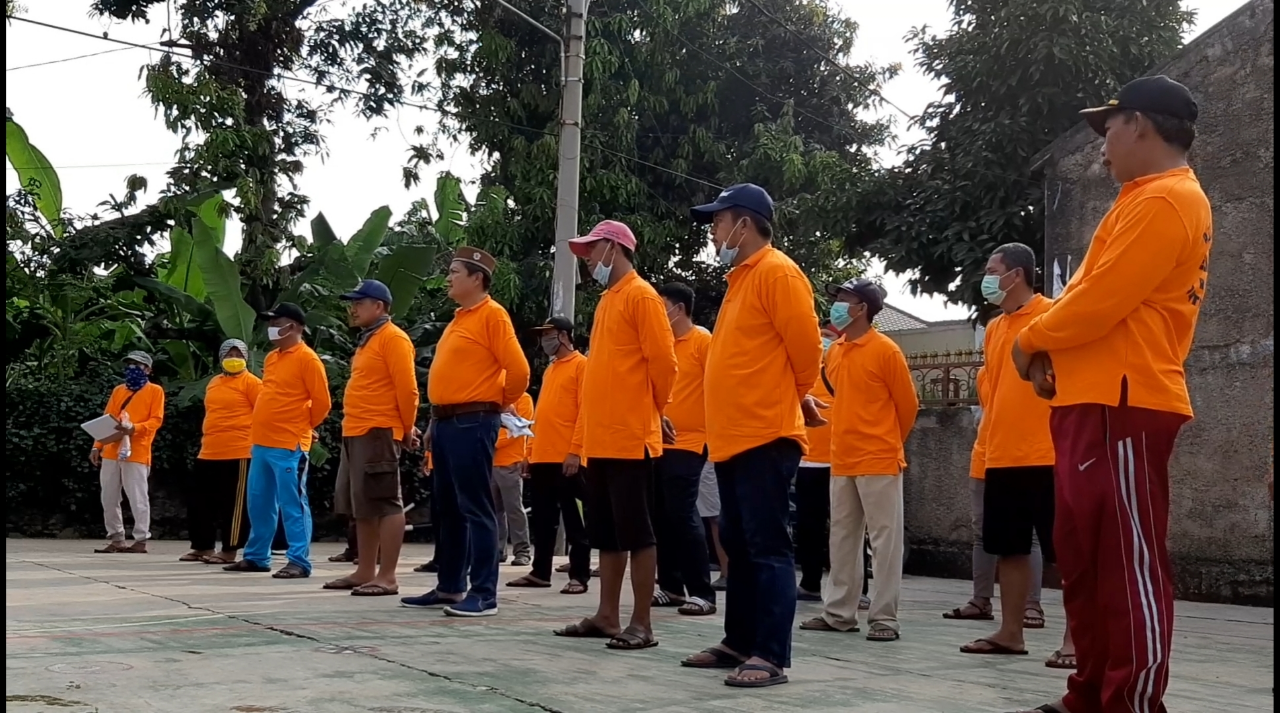 Penyemprotan Disinfectant RW 020 Jatimakmur Pondok Gede Bekasi