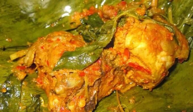 Resep Bikin Pepes Ayam Pedas Ala Rumahan