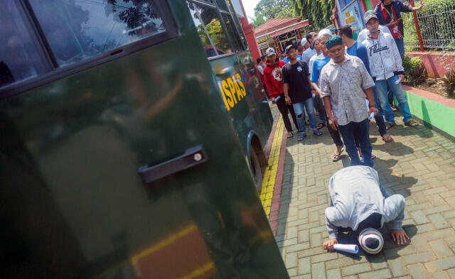 Bikin Adem! 7 Potret Kebahagian Napi Yang Dibebaskan Ditengah Situasi Virus Corona