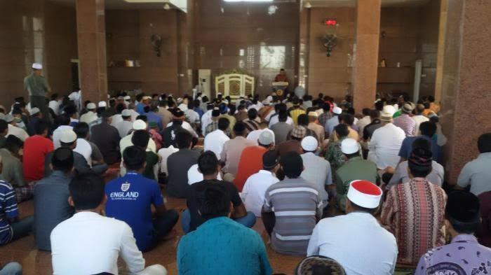 Jawa Tengah Memanggil Orang Sehat Shalat Jamaah