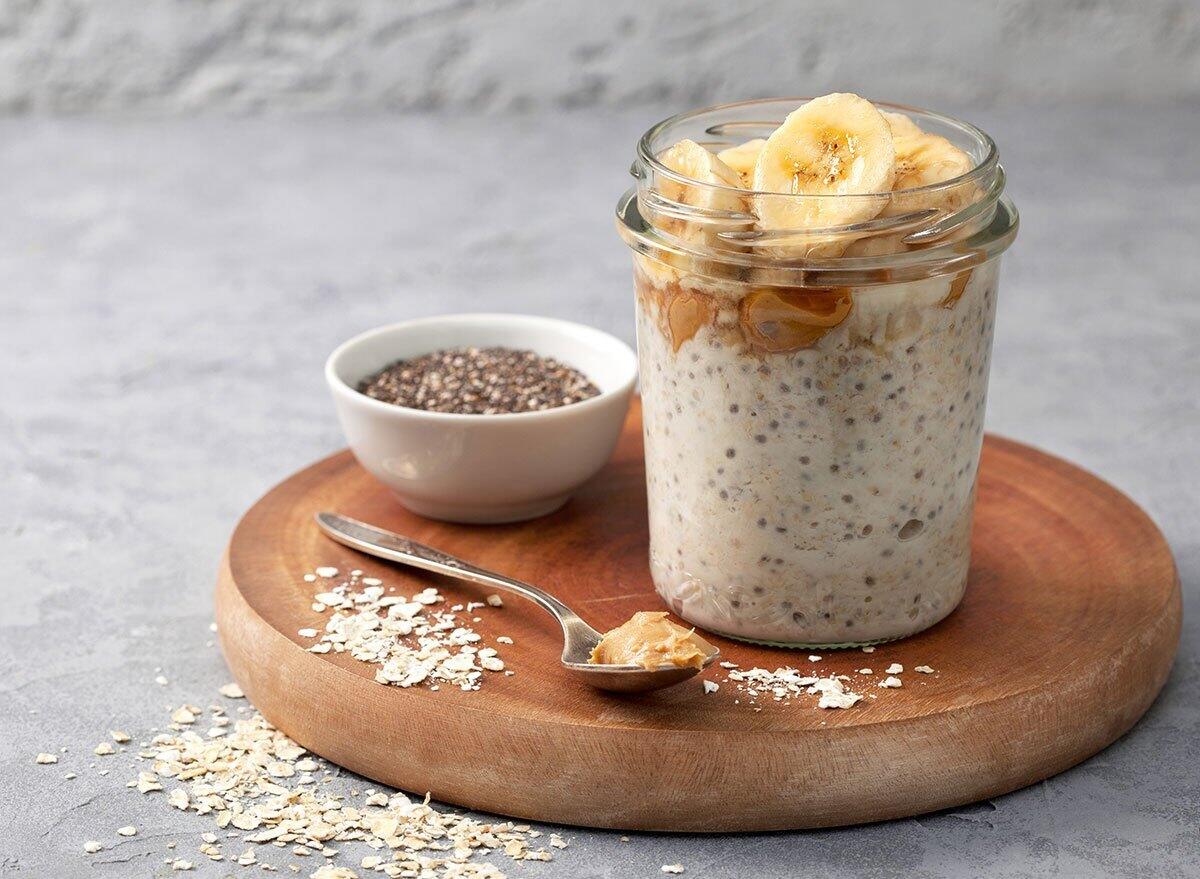 Overnight Oatmeal yang Cocok Buat Sarapan dan Cemilan