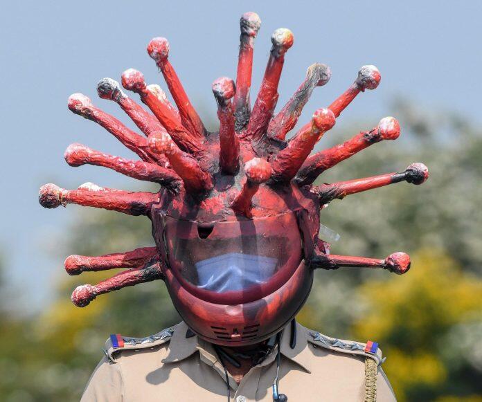 Warga India Kalau Nekat Keluar Rumah Bakal Dihukum Dengan Virus Corona