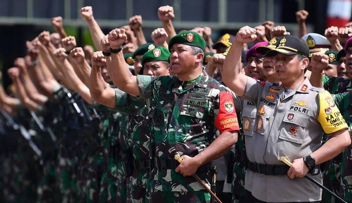 PSBB DKI, Polri dan TNI Bakal Patroli Hingga ke Kelurahan